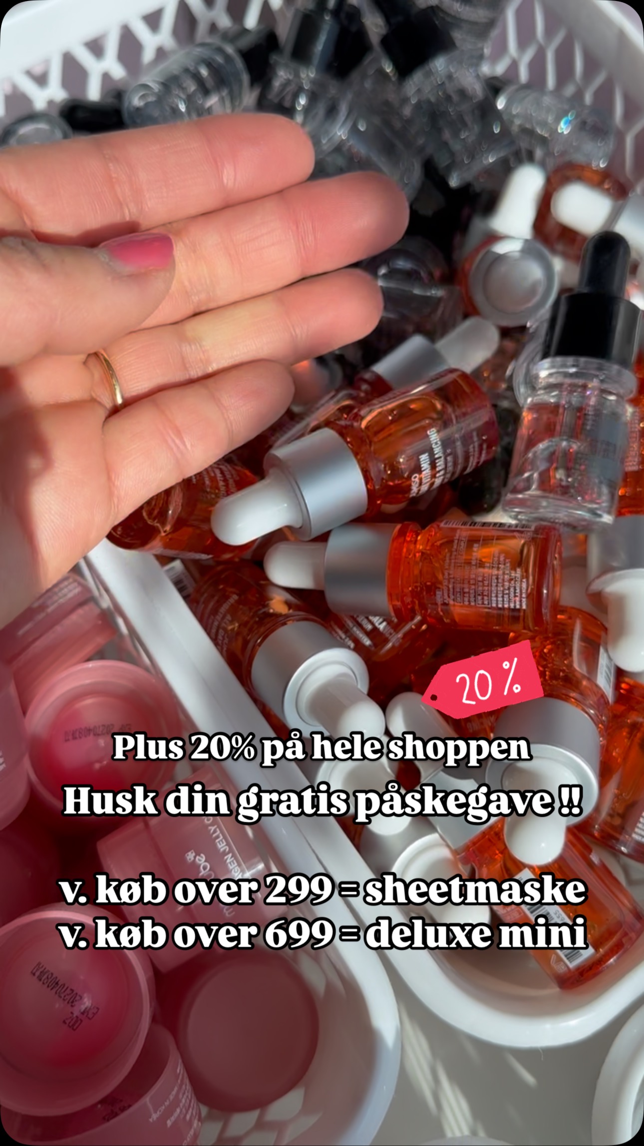Husk din gratis påskegave - sheetmaske og deluxe mins plus 20% på hele shoppen 💝 God påske! 🐣

#surisuridk #koreanskhudpleje #koreanskincare #skincare #kbeauty #påskeæg